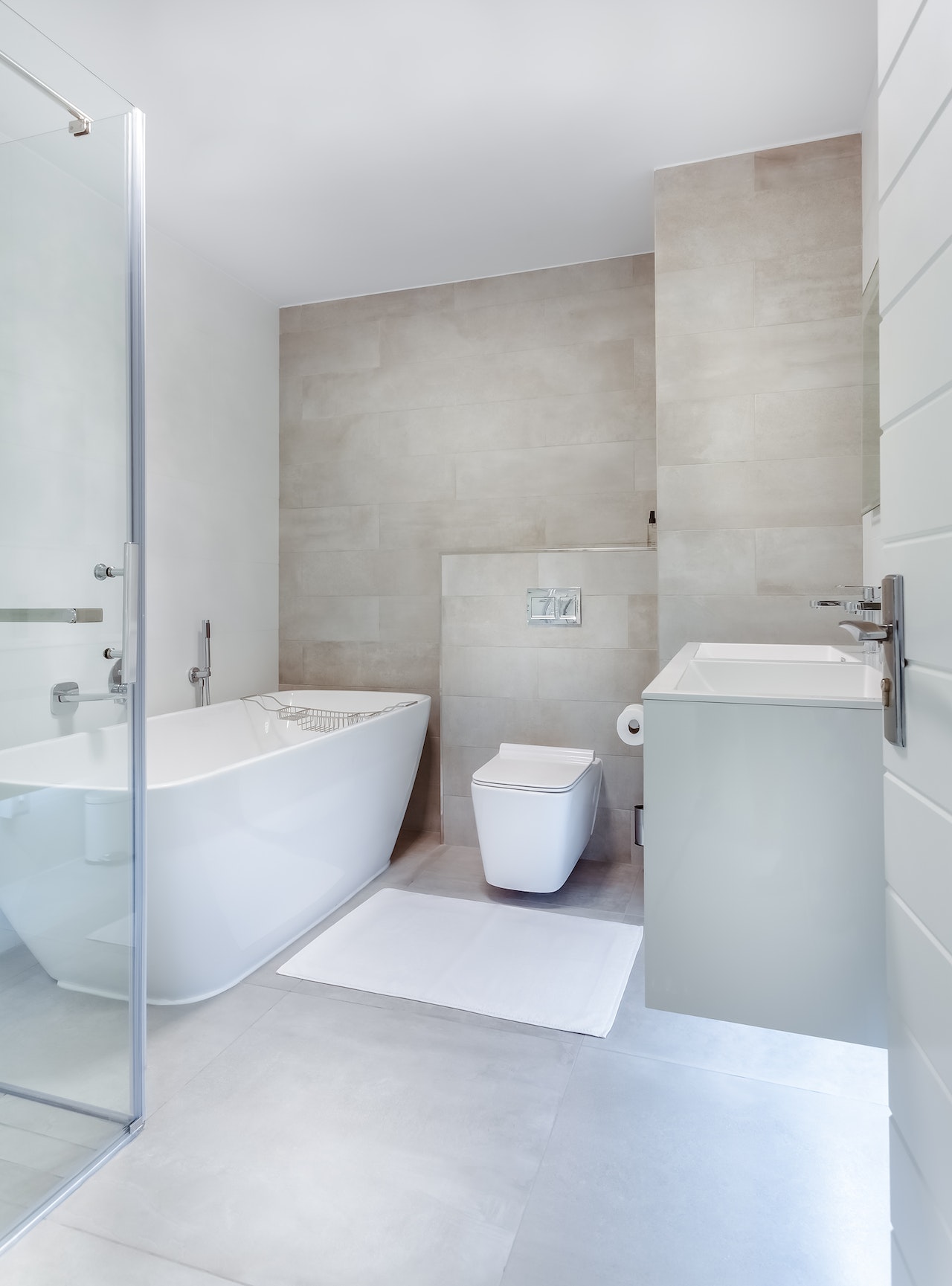 Remont małej łazienki – jak wykorzystać każdy metr kwadratowy?