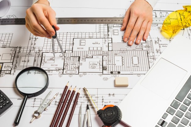 Czy warto zatrudnić architekta przy planowaniu swojego wymarzonego domu?